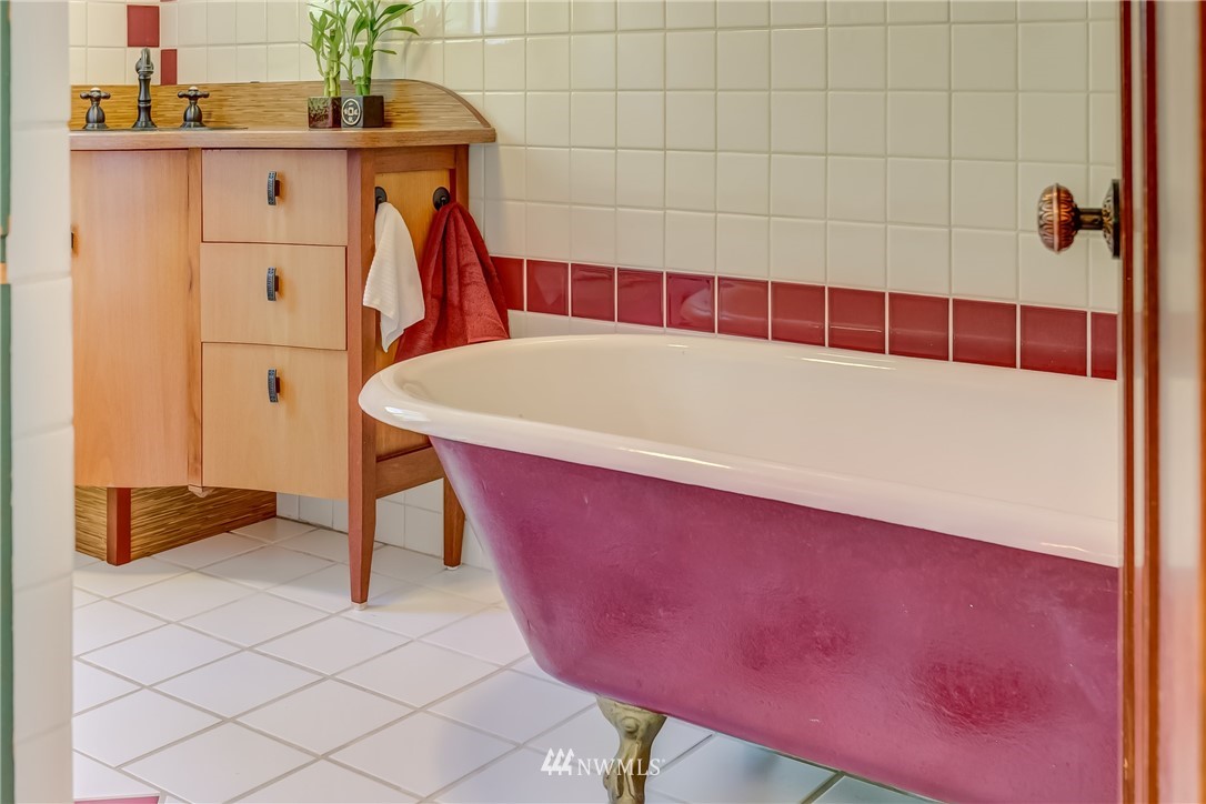 787 Old Samish Road Bellingham, WA 98229 - Photo 17 of 23 Gallery Image 17