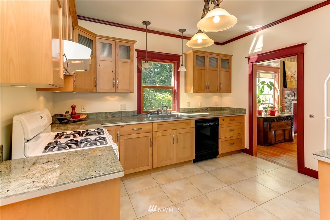787 Old Samish Road Bellingham, WA 98229 - Photo 7 of 23 Gallery Image 7