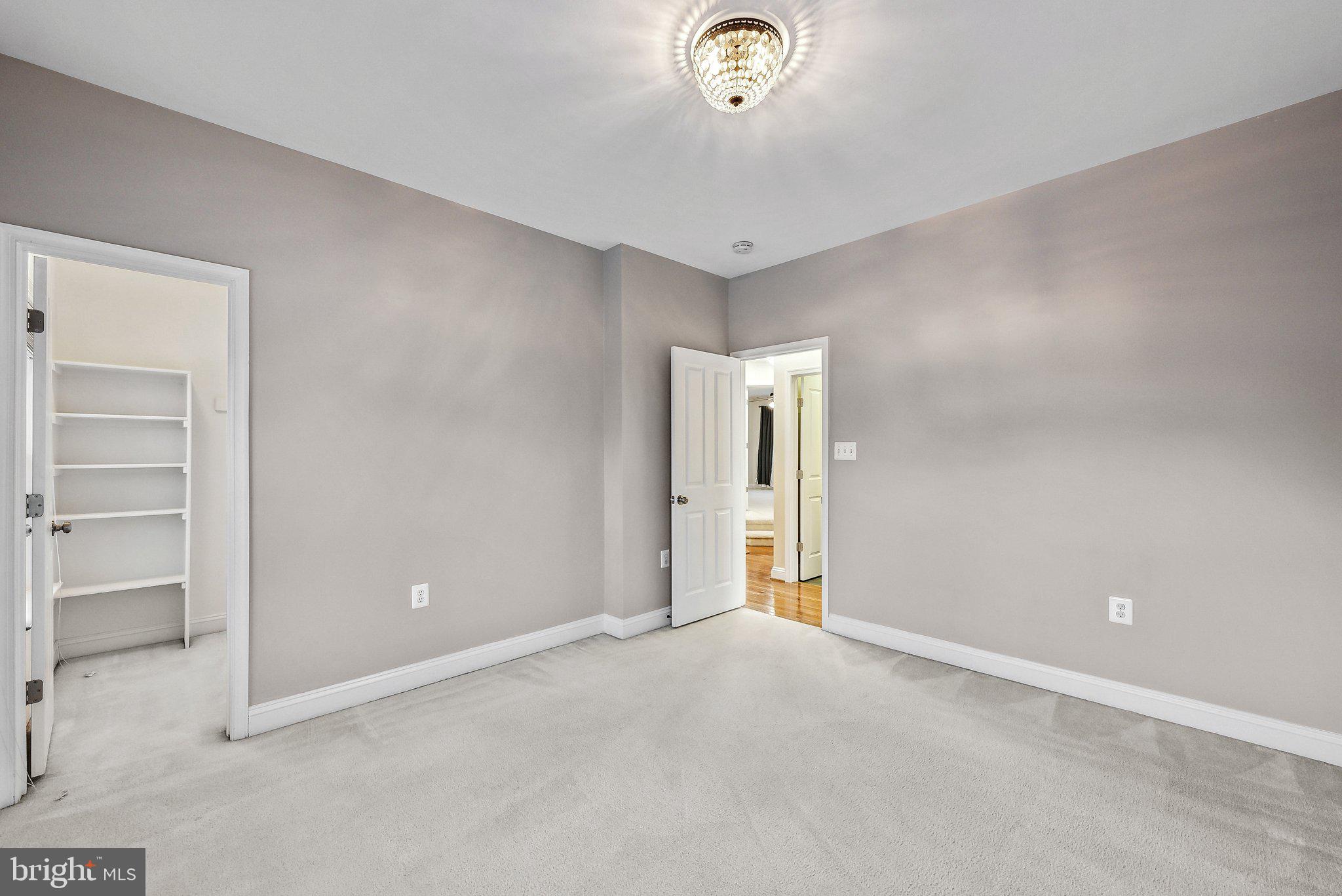 9782 Maple Trace Circle Fairfax, VA 22032 - Photo 28 of 42