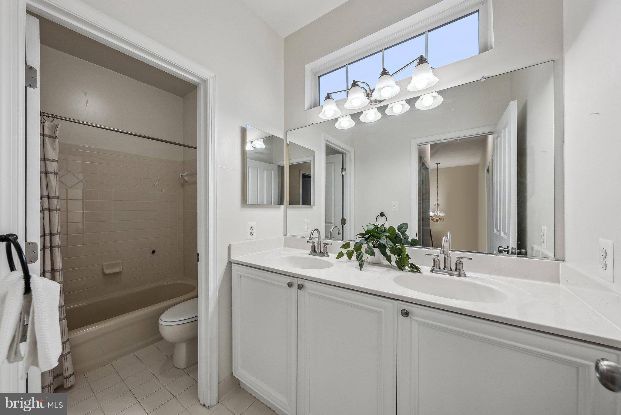 9782 Maple Trace Circle Fairfax, VA 22032 - Photo 29 of 42