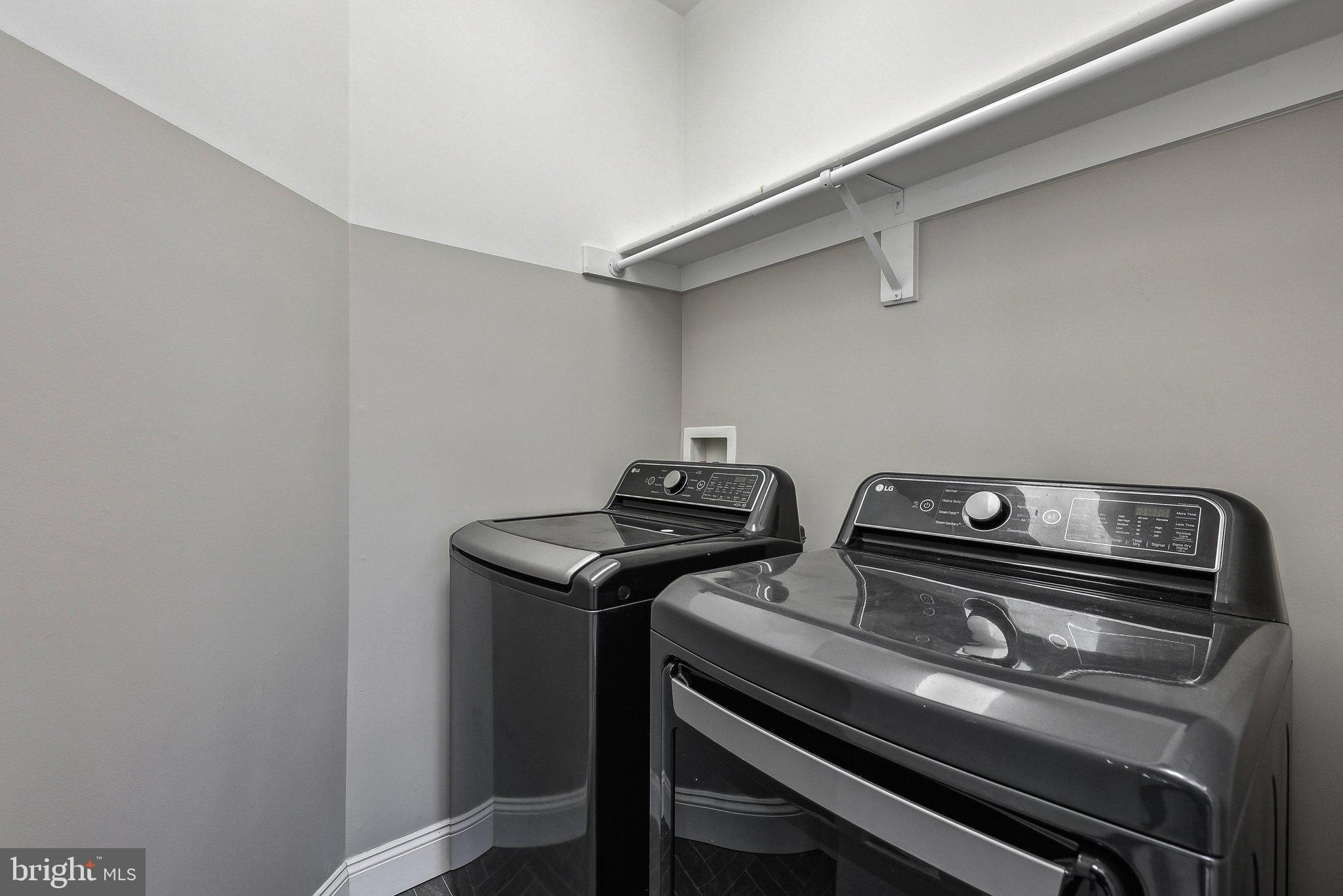 9782 Maple Trace Circle Fairfax, VA 22032 - Photo 30 of 42