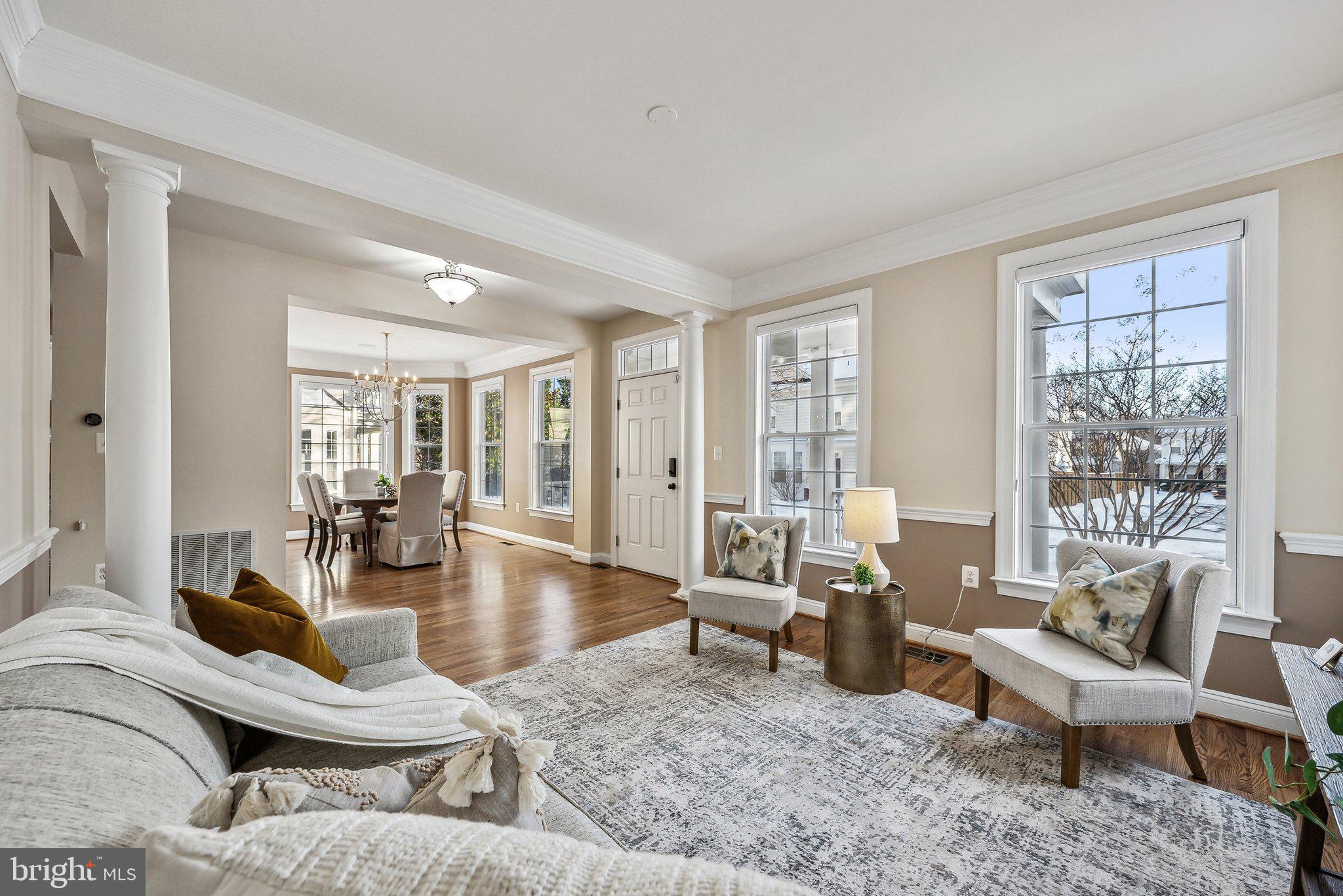 9782 Maple Trace Circle Fairfax, VA 22032 - Photo 4 of 42