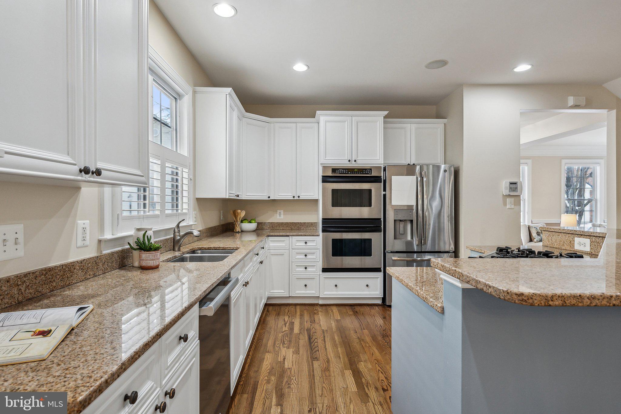 9782 Maple Trace Circle Fairfax, VA 22032 - Photo 9 of 42