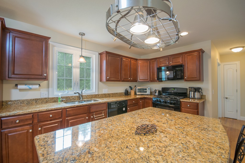 75 Manchonis Road Wilbraham, MA 01095 - Photo 28 of 29 Gallery Image 28