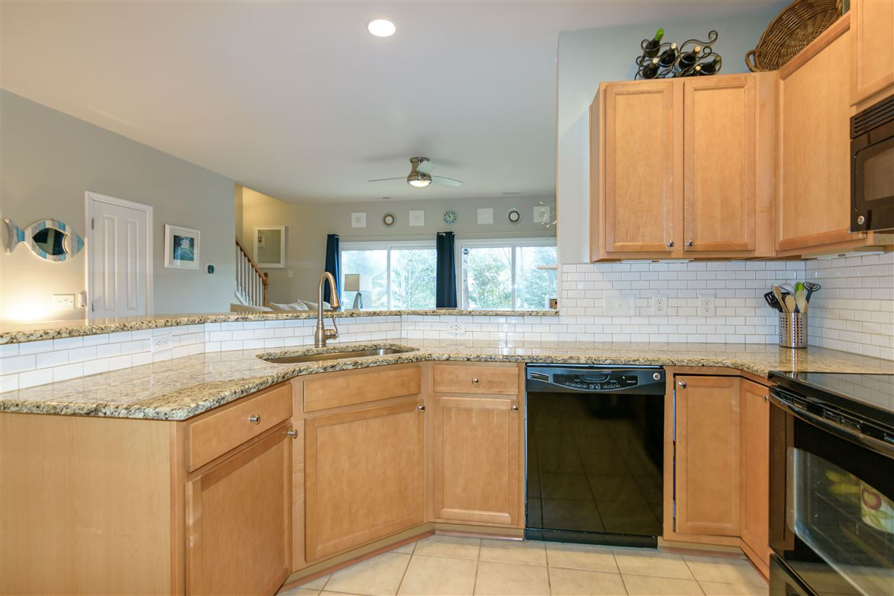 8630 Redcrest Place Raleigh, NC 27617 - Photo 6 of 24 Kitchen