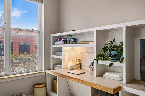 $375,000 | 370 Farrell Street, Unit 303, South Burlington, VT 05403