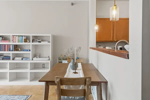 $375,000 | 370 Farrell Street, Unit 303, South Burlington, VT 05403