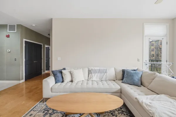 $375,000 | 370 Farrell Street, Unit 303, South Burlington, VT 05403