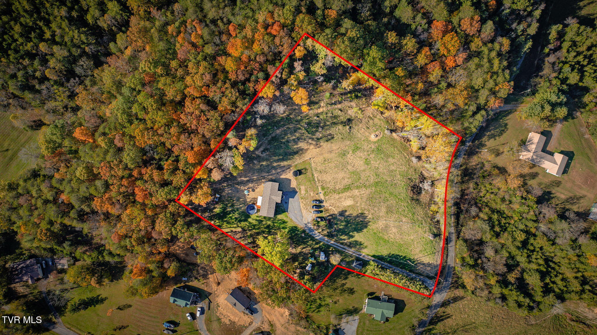 47 Wattenbarger Gap Road Greeneville, TN 37745 - Photo 4 of 36 105a