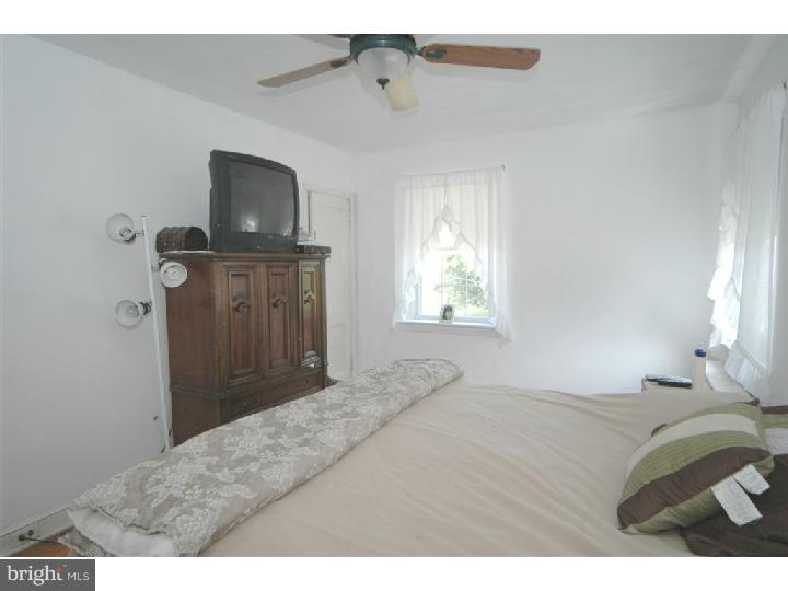 6326 Arlingham Road Flourtown, PA 19031 - Photo 11 of 19 Bedroom - Main