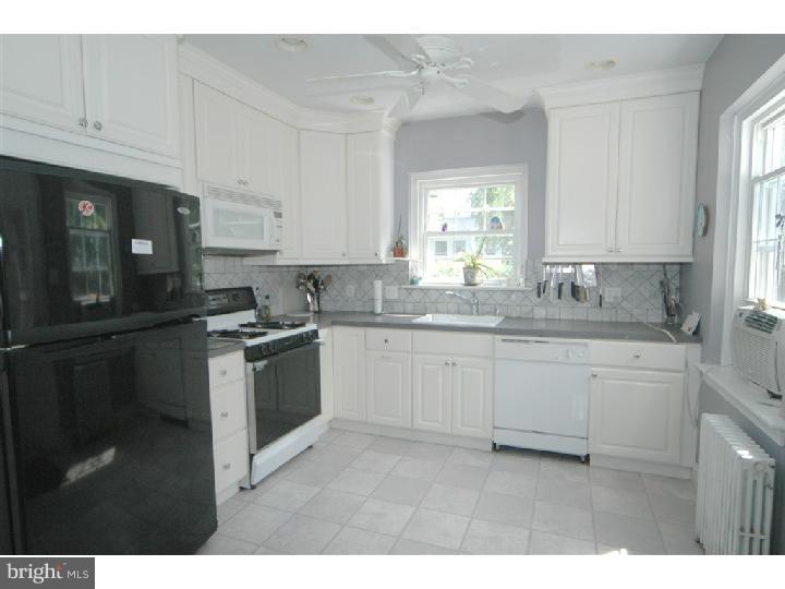 6326 Arlingham Road Flourtown, PA 19031 - Photo 3 of 19 Kitchen