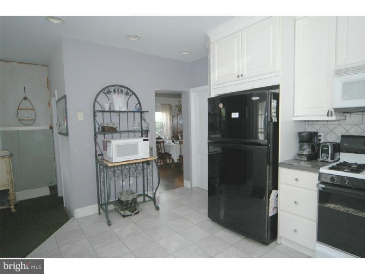 6326 Arlingham Road Flourtown, PA 19031 - Photo 4 of 19 Kitchen