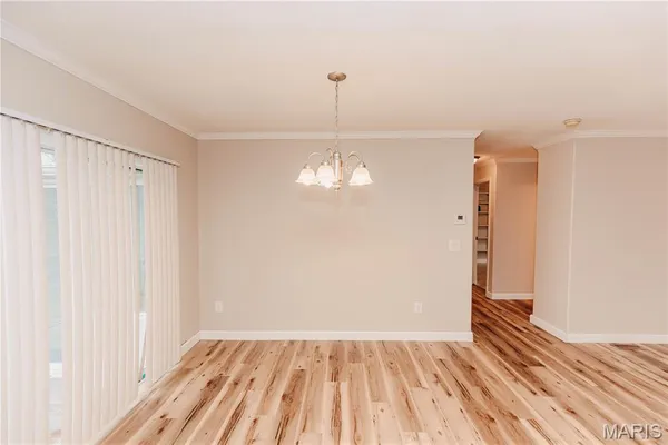 $199,900 | 215 East 5th Street, Dixon, MO 65459