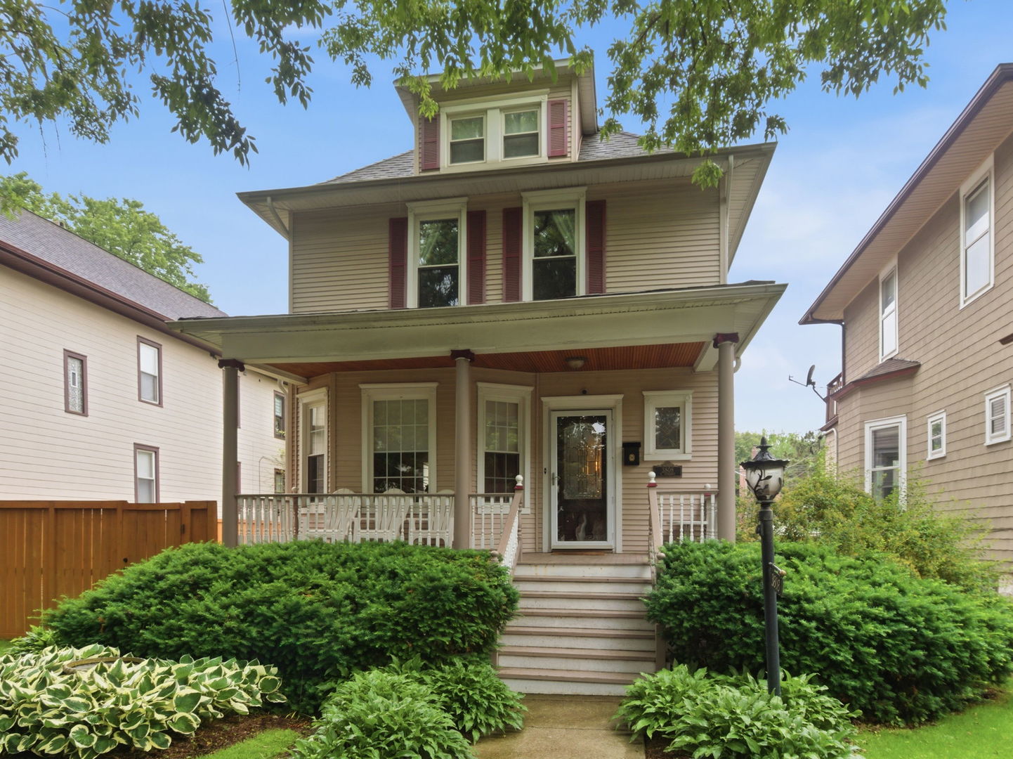3808 North Ridgeway Avenue Chicago, IL 60618 - Photo 2 of 31