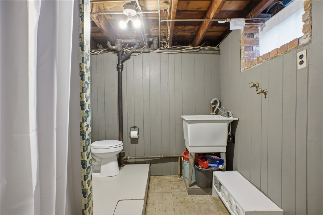 407 Smithfield Avenue Pawtucket, RI 02860 - Photo 43 of 49