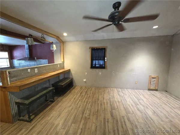 $90,000 | 29978 Skyview Drive, Edwards, MO 65326