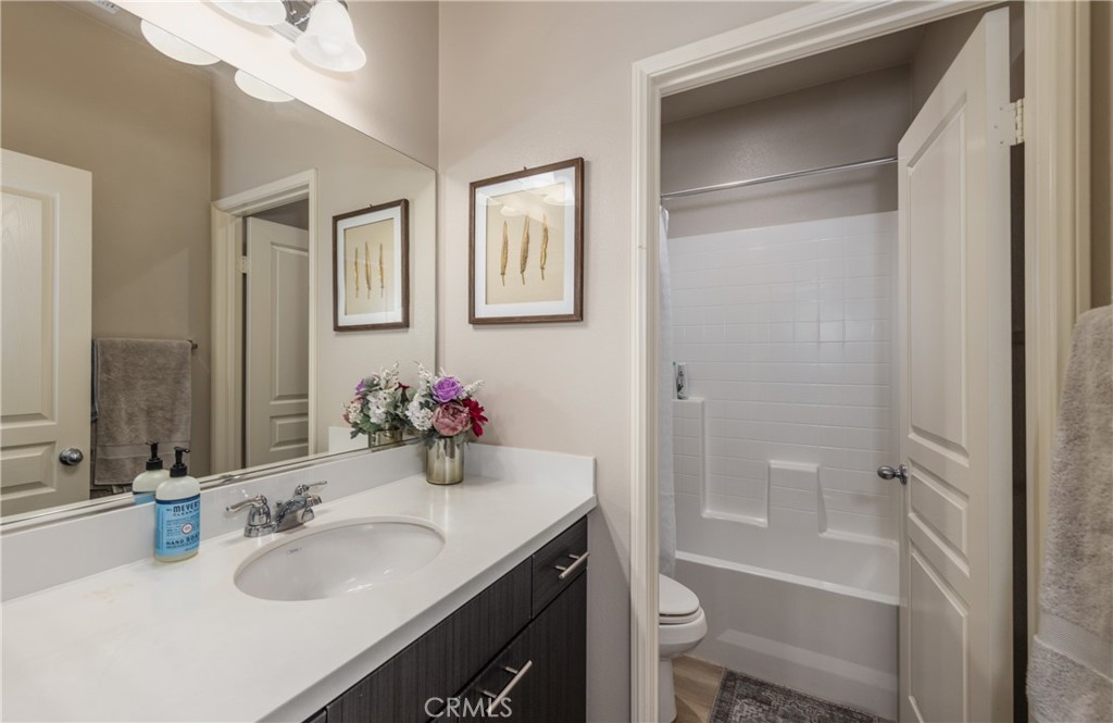 11474 Jacobsen Road Beaumont, CA 92223 - Photo 14 of 29 Bathroom 2