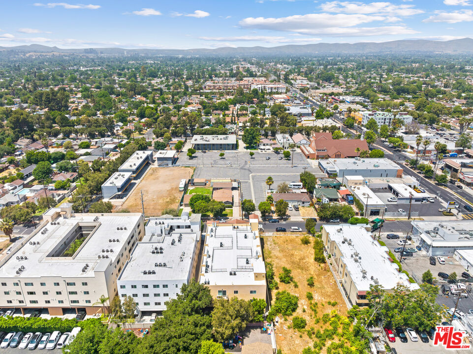 7122 Amigo Avenue Reseda, CA 91335 - Photo 16 of 16 an aerial view of residential houses with outdoor space
