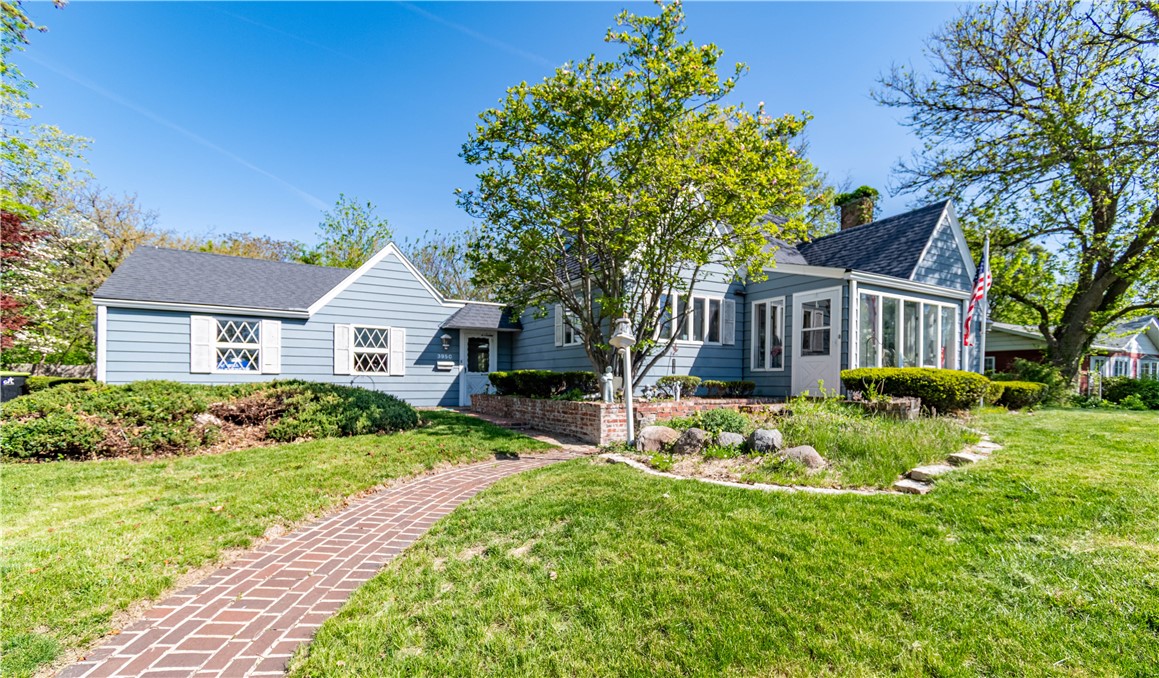3950 East Park Lane Decatur, IL 62521 - Photo 1 of 37