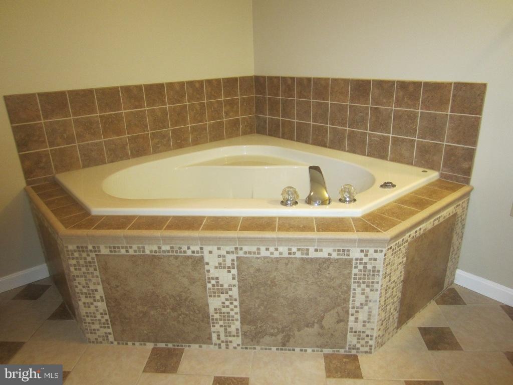 527 Pleasure Road Lancaster, PA 17601 - Photo 22 of 37 Gallery Image 22