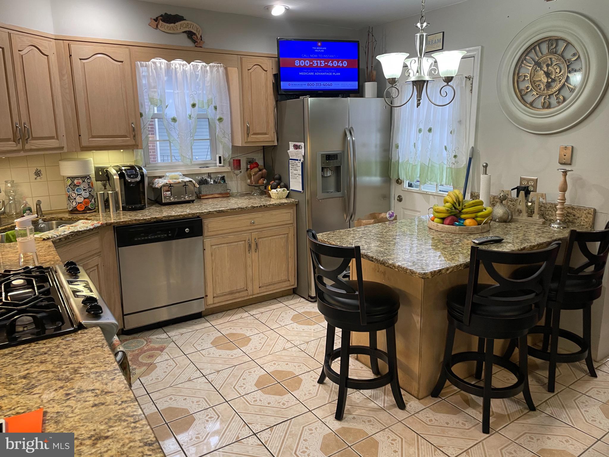 7303 Ryers Avenue Philadelphia, PA 19111 - Photo 11 of 26 Dine-In Kitchen