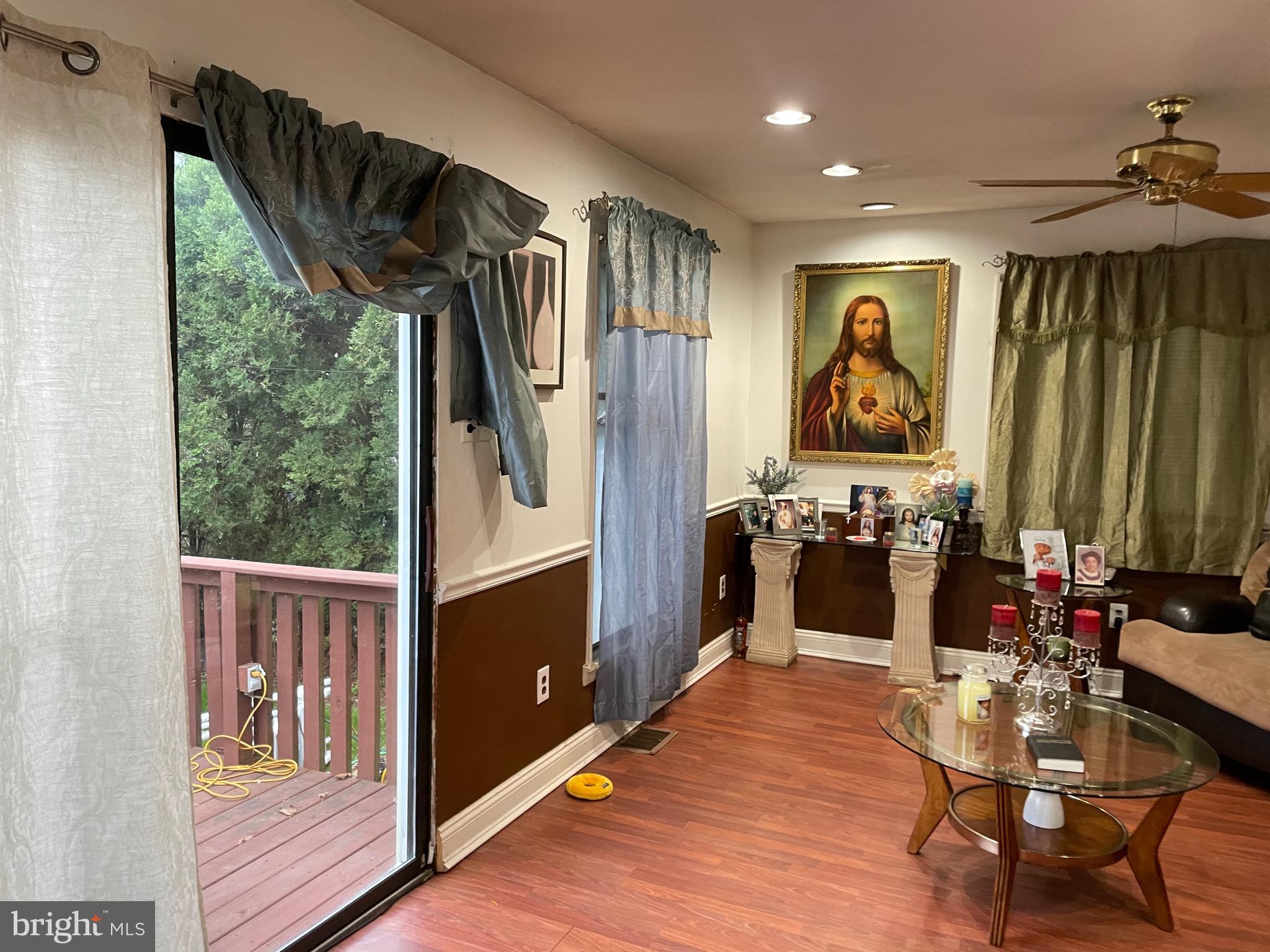 7303 Ryers Avenue Philadelphia, PA 19111 - Photo 12 of 26 Family Room (Home Addition)