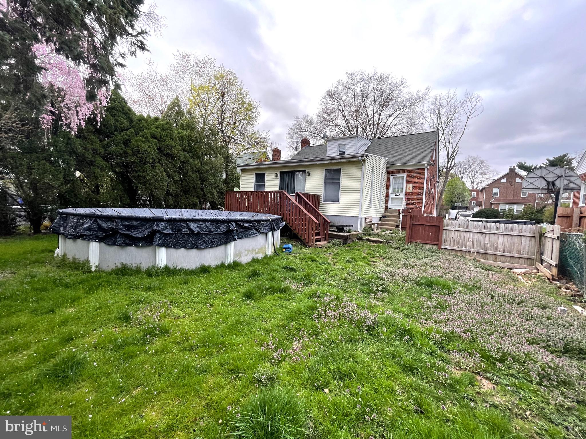 7303 Ryers Avenue Philadelphia, PA 19111 - Photo 21 of 26 Ginormous Rear Yard!