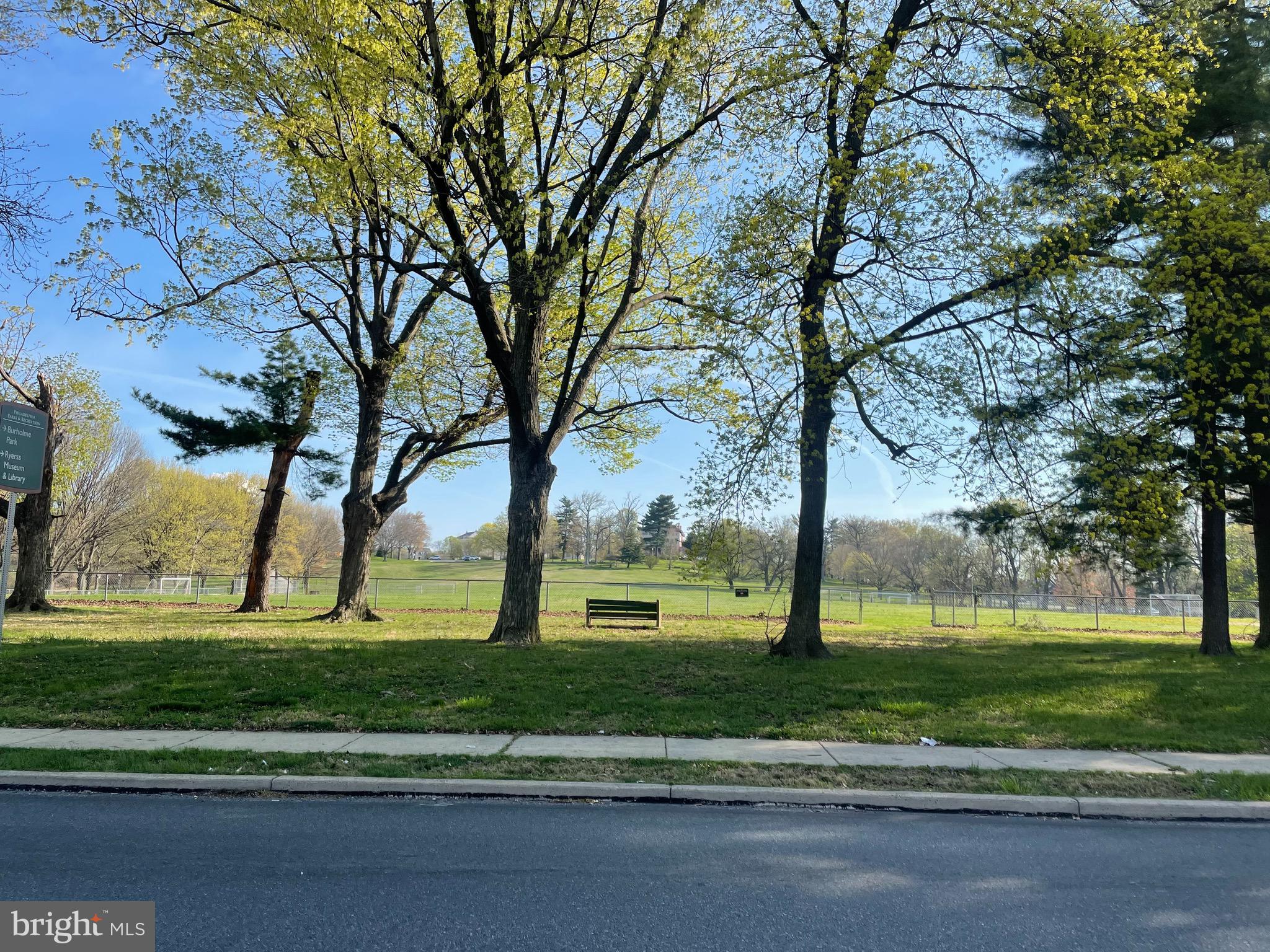 7303 Ryers Avenue Philadelphia, PA 19111 - Photo 24 of 26 Burholme Park