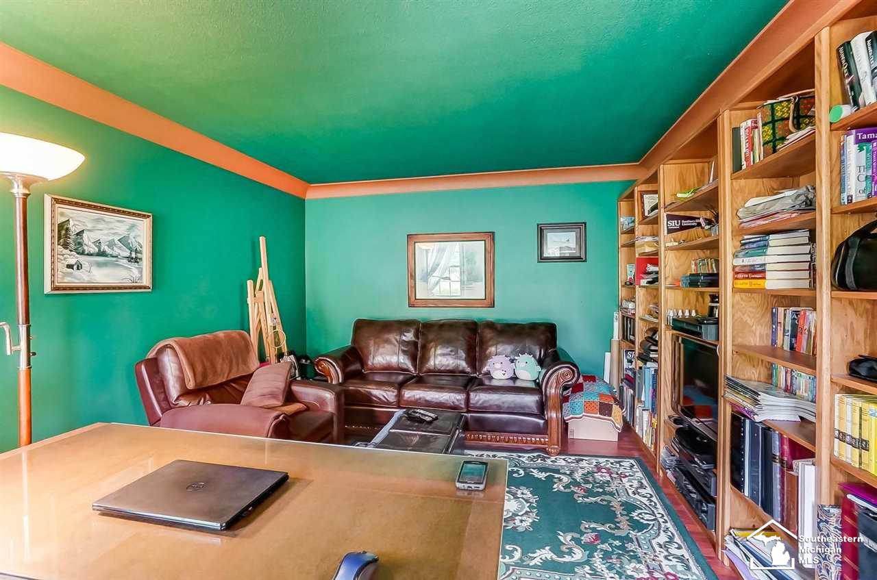 4049 Section Road Lambertville, MI 48144 - Photo 24 of 46 50050965-23.JPG