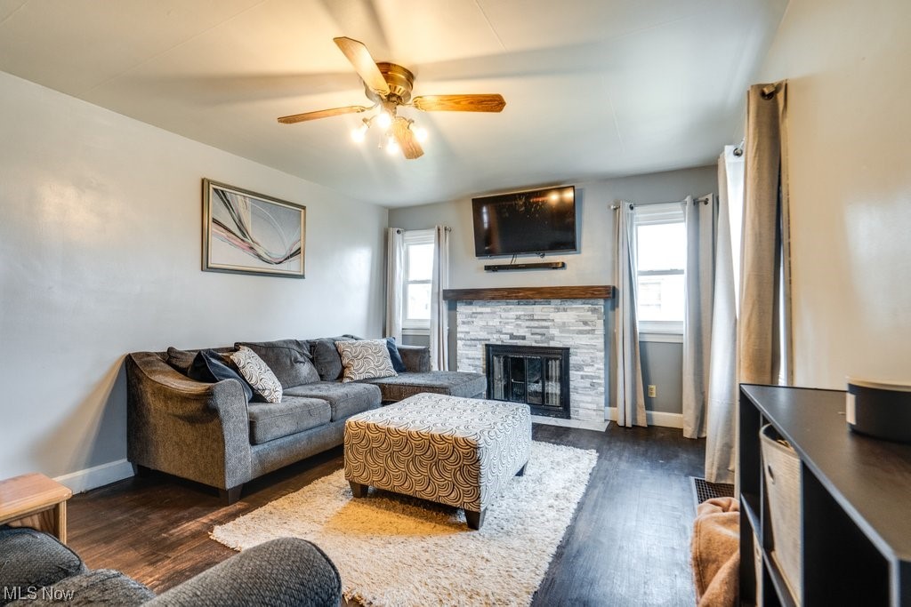 4316 7th Street Northwest Canton, OH 44708 - Photo 4 of 16 Gallery Image 4