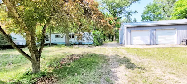 $140,000 | 5350 East Crystal Lake Road, Holton, MI 49425