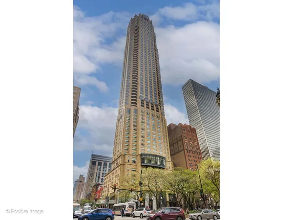 $4,200,000 | 800 North Michigan Avenue, Unit 3501, Chicago, IL 60611