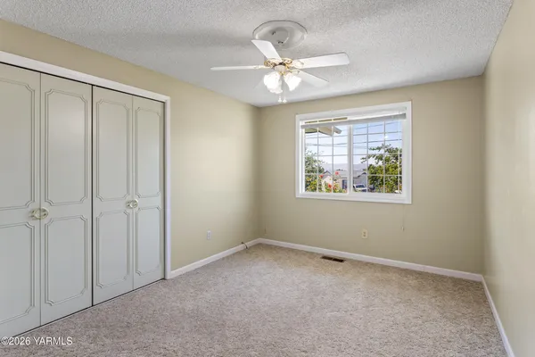 $450,000 | 4601 Hillcrest Drive, Yakima, WA 98901