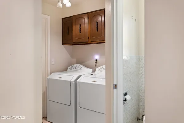 $450,000 | 4601 Hillcrest Drive, Yakima, WA 98901