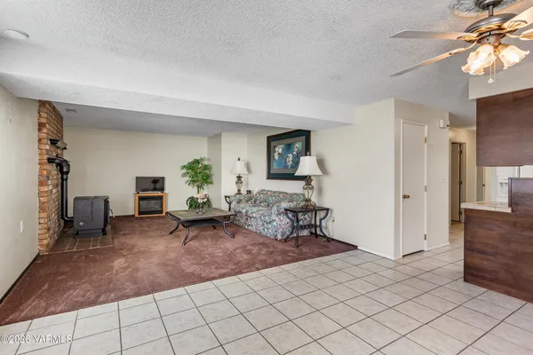 $450,000 | 4601 Hillcrest Drive, Yakima, WA 98901