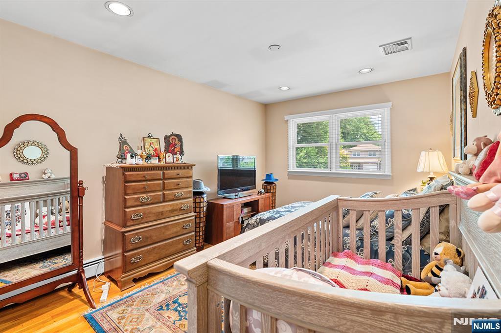 2 Violet Court Bergenfield, NJ 07621 - Photo 21 of 31