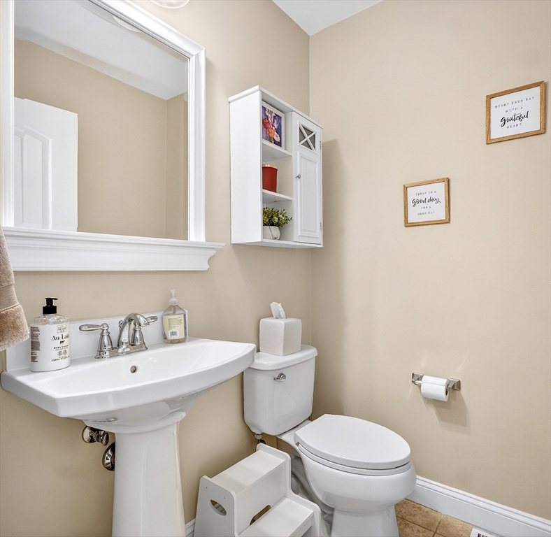 96 Turtle Brook Road, Unit 183 Canton, MA 02021 - Photo 14 of 34 Gallery Image 14