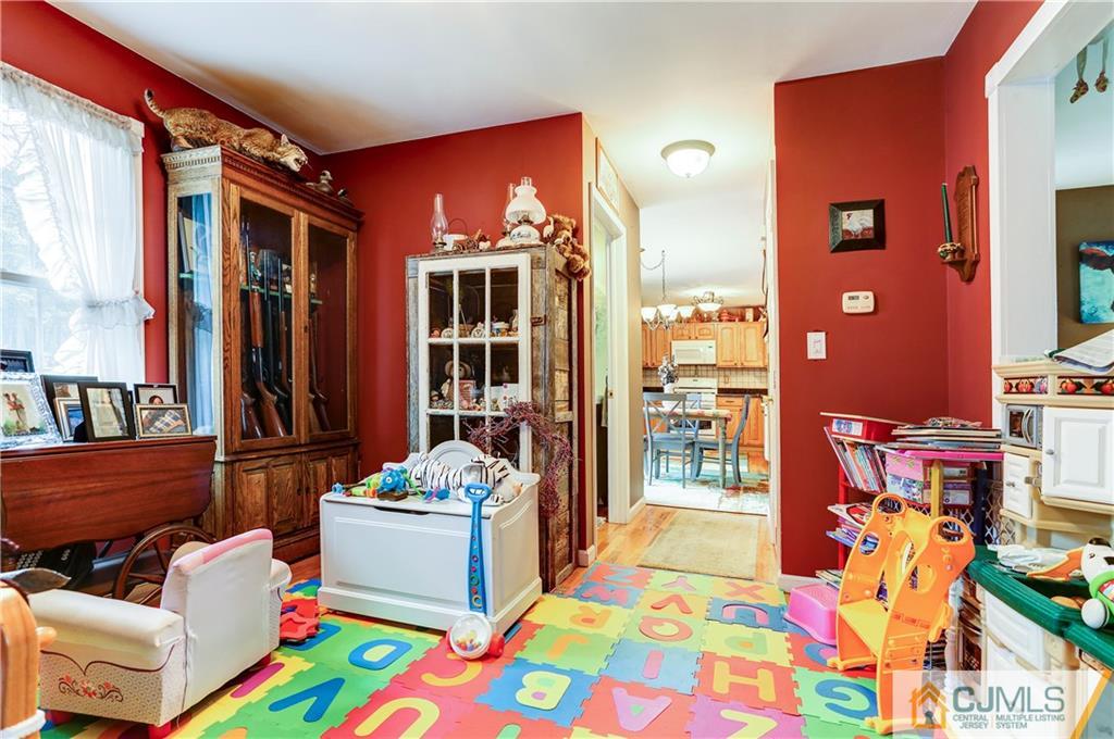 7 Country Road Jackson, NJ 08527 - Photo 14 of 44 a very nice looking room with a large window