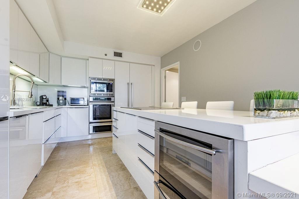 765 Crandon Boulevard, Unit 206 Key Biscayne, FL 33149 - Photo 4 of 49