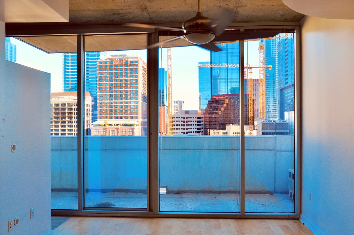 360 Nueces Street, Unit 913 Austin, TX 78701 - Photo 6 of 30