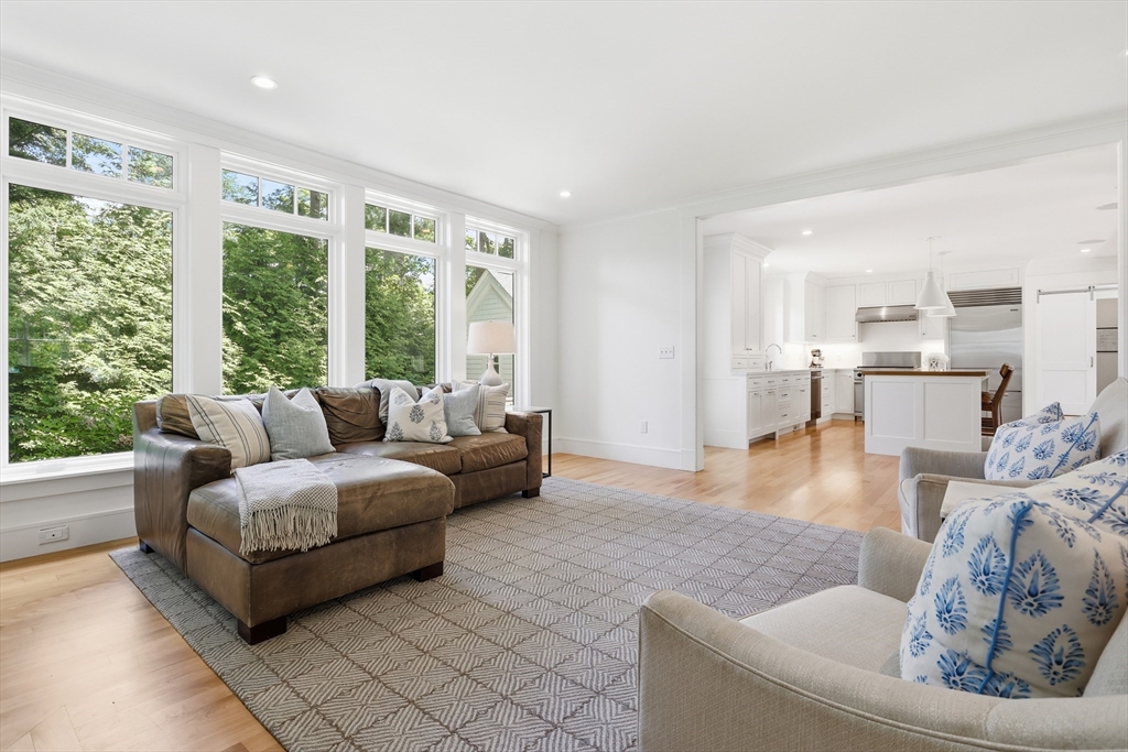 25 Stow Street Concord, MA 01742 - Photo 11 of 36