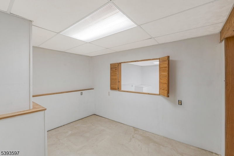 76 Farm Road, Unit O Hillsborough, NJ 08844 - Photo 32 of 36 Gallery Image 32