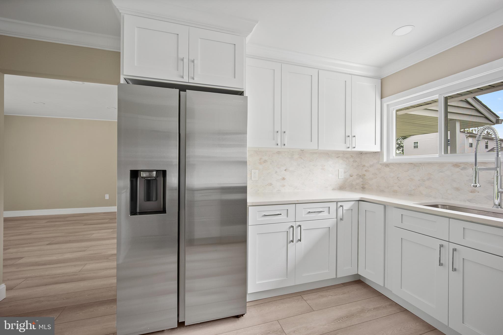 116 Hollow Road Levittown, PA 19056 - Photo 12 of 34 Gallery Image 12