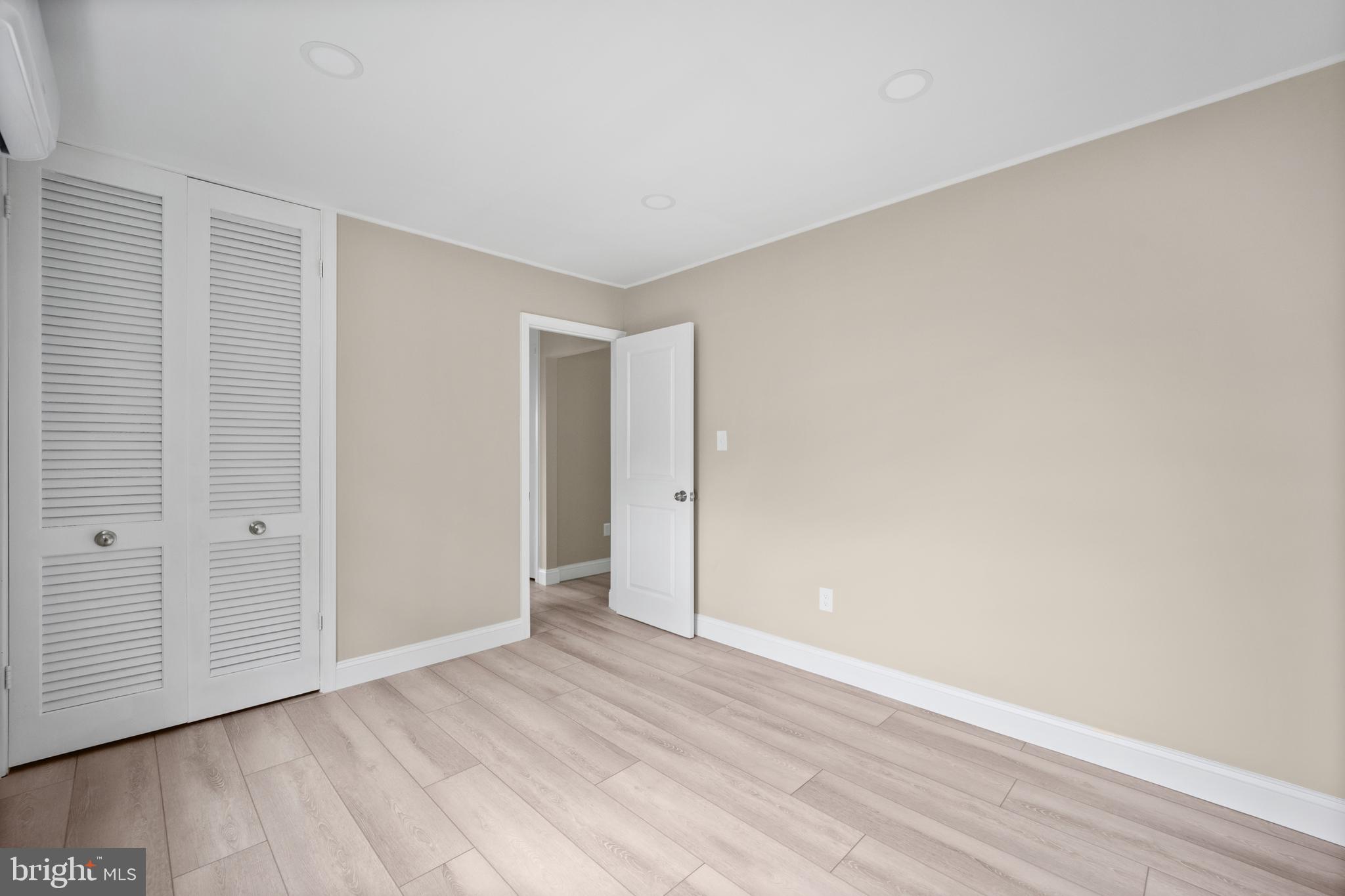116 Hollow Road Levittown, PA 19056 - Photo 16 of 34 Gallery Image 16