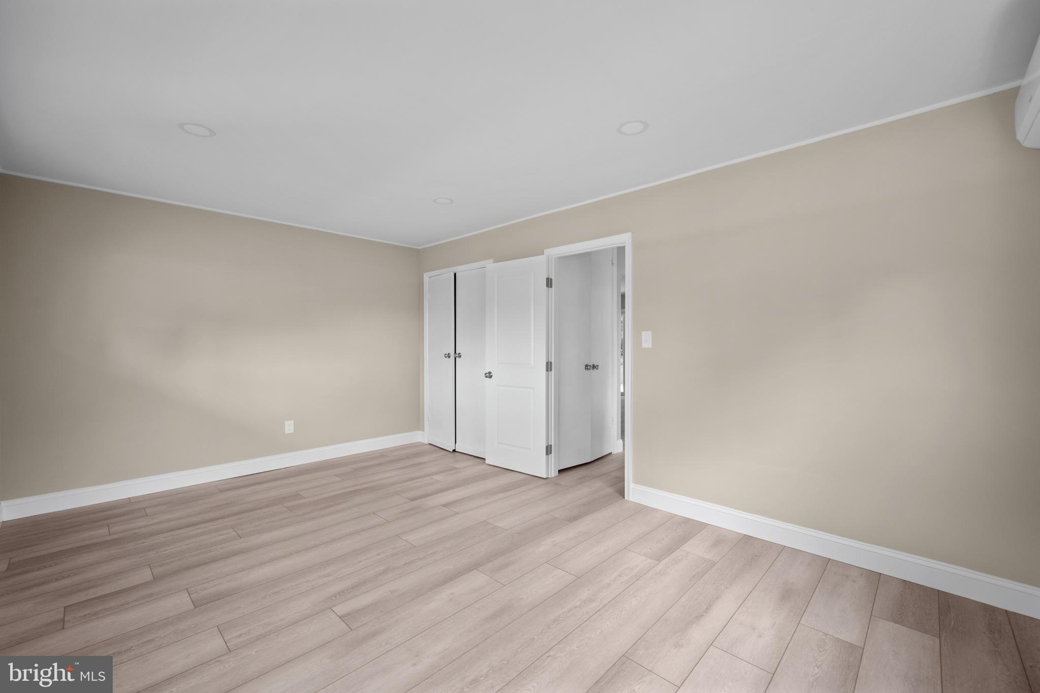 116 Hollow Road Levittown, PA 19056 - Photo 20 of 34 Gallery Image 20