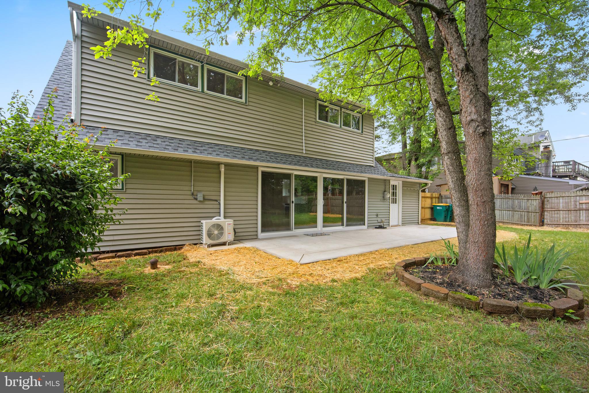 116 Hollow Road Levittown, PA 19056 - Photo 30 of 34 Gallery Image 30