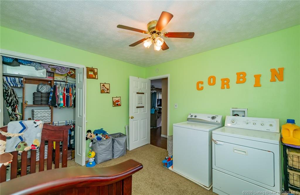 702 Castetter Road Henryville, IN 47126 - Photo 14 of 22 Gallery Image 14
