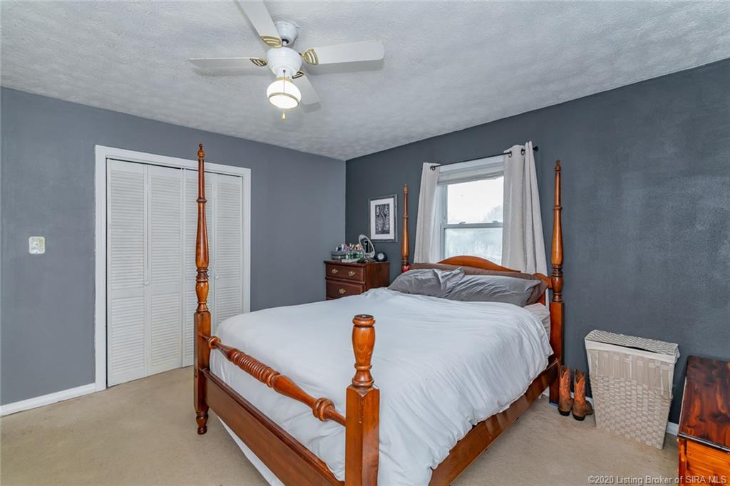 702 Castetter Road Henryville, IN 47126 - Photo 9 of 22 Gallery Image 9