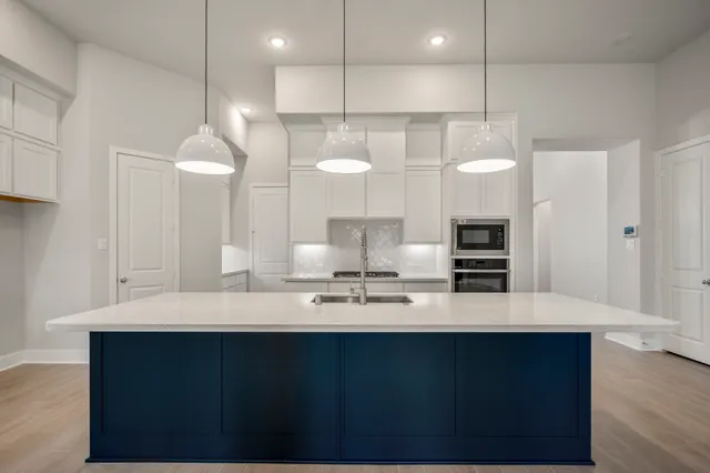 $619,990 | 320 Magnolia Bloom Court, Willis, TX 77318