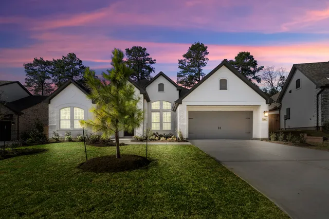 $619,990 | 320 Magnolia Bloom Court, Willis, TX 77318